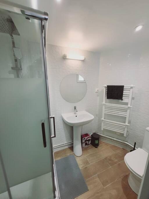 Family Flat Stade De France Airport Cdg Le Bourget "Appart'7" П'єррфітт-сюр-Сен Екстер'єр фото
