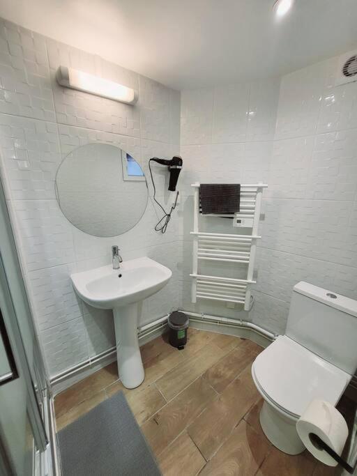 Family Flat Stade De France Airport Cdg Le Bourget "Appart'7" П'єррфітт-сюр-Сен Екстер'єр фото